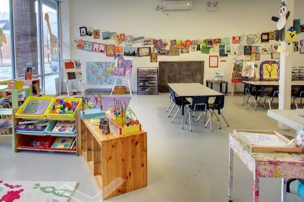 The Paintbrush (Online)