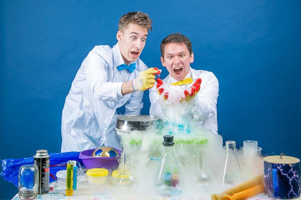 Crazy Science Show - Chinatown